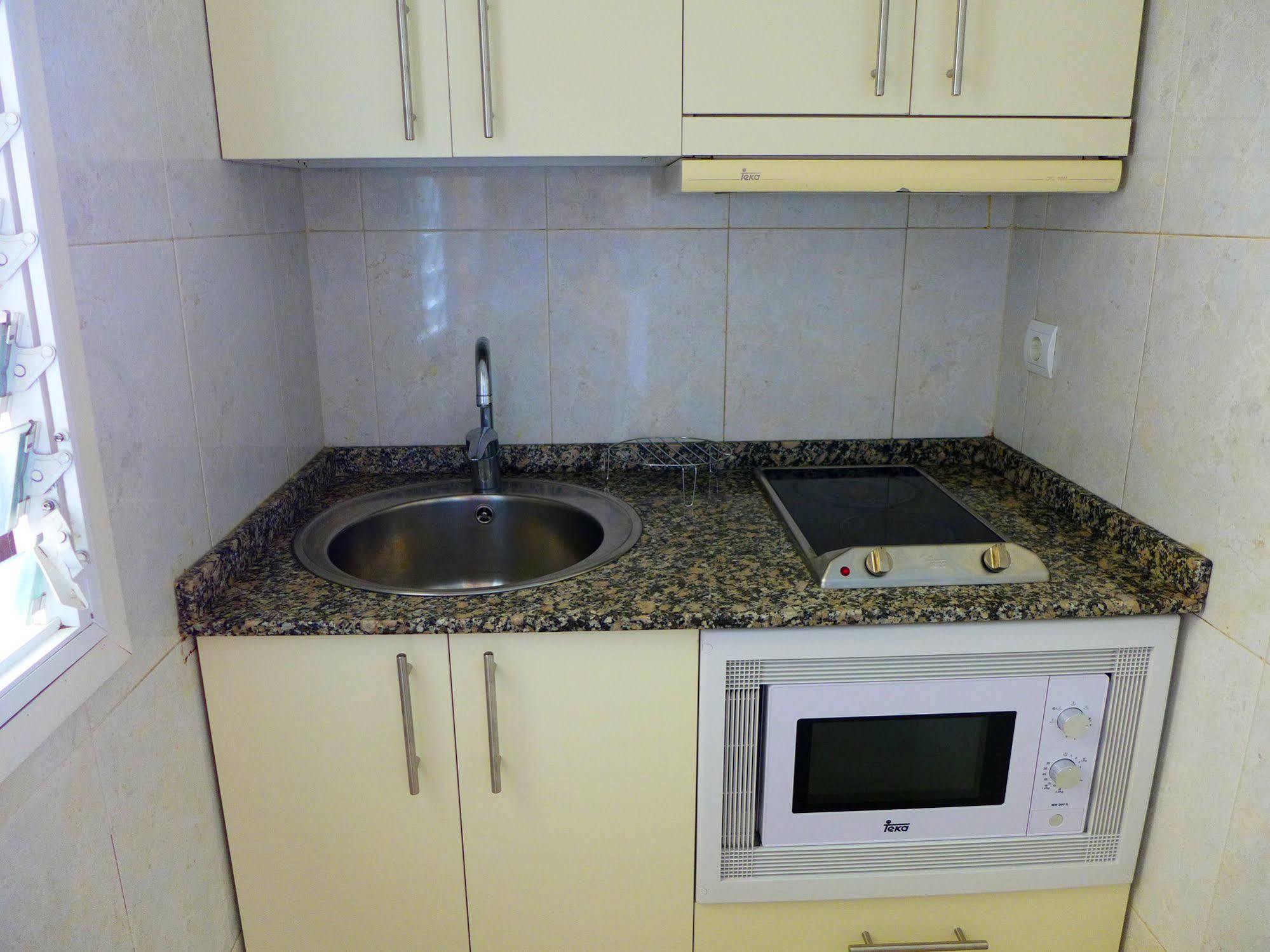 Apartamentos Alboran-Arysal Salou Exterior foto